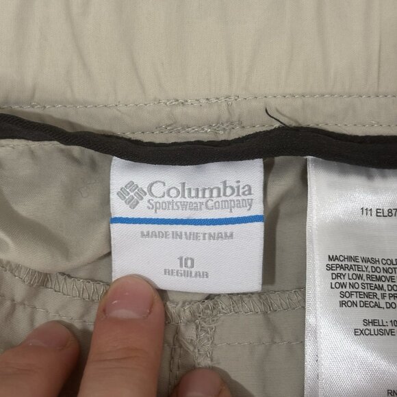 Columbia Omni Shield Womens Convertible Cargo Hiking Pants Size 10 Beige Zip Off - Picture 16 of 16